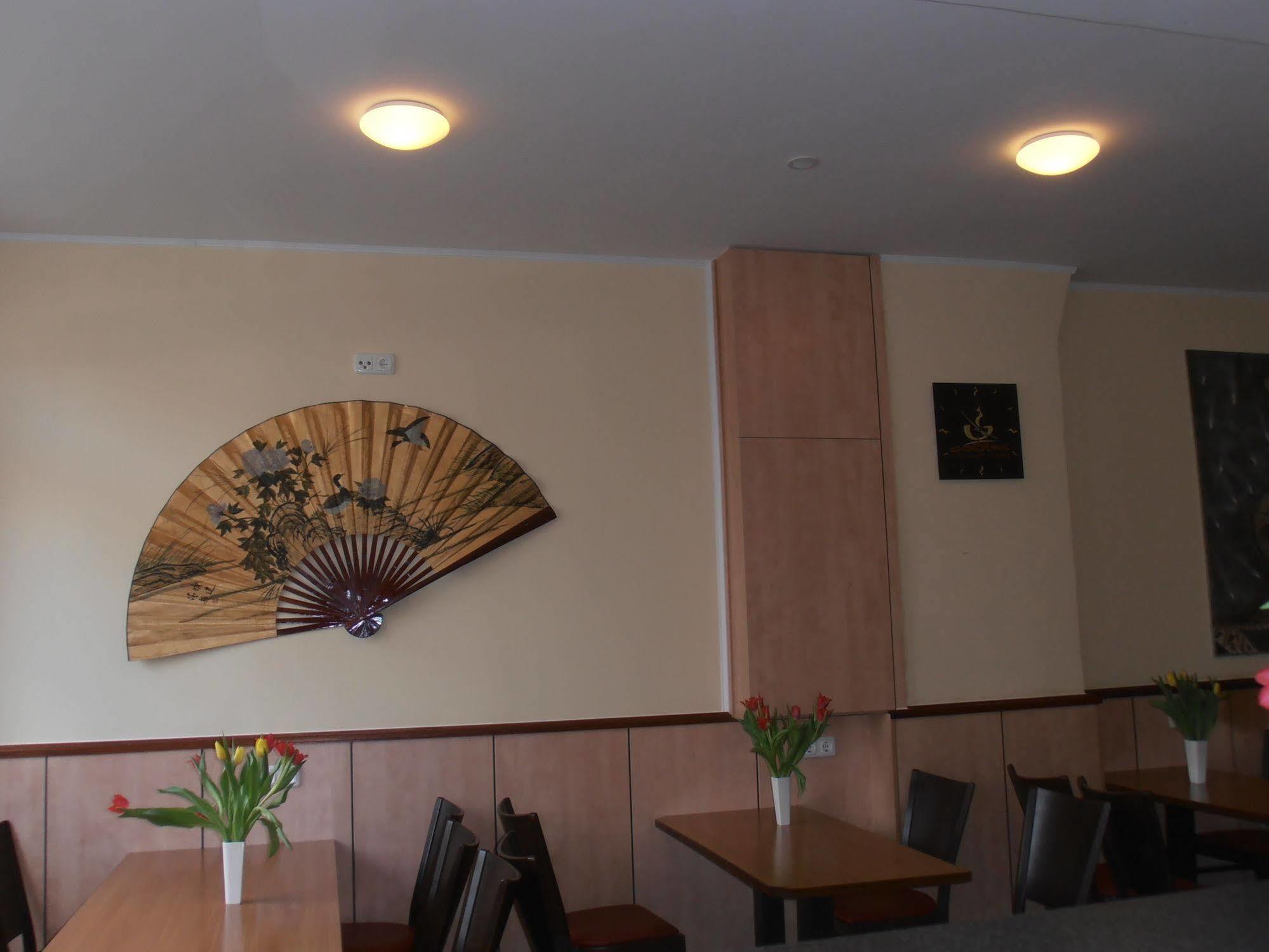 Altan Hotel Hamburg Eksteriør bilde